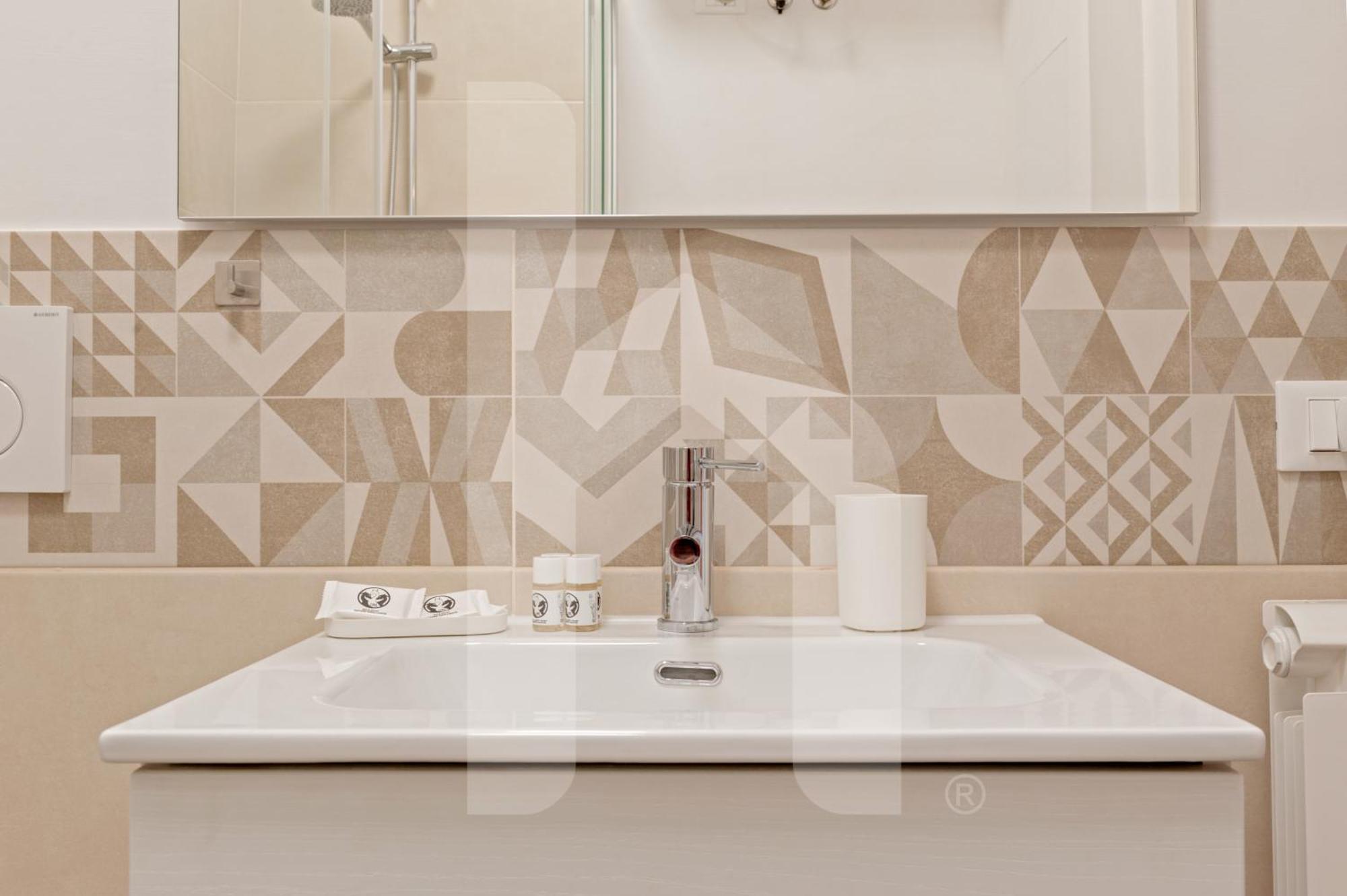 Homiday- New Apt- Free Parking- Aeroporto - Ospedale Пиза Экстерьер фото